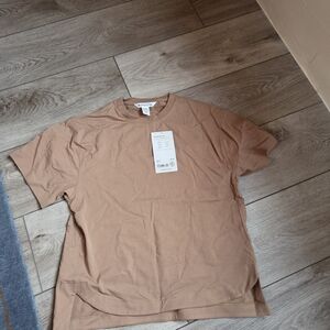 Athleta Women's Tan Short Sleeve Tee